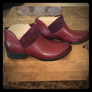 Born Karava Burgundy Boot